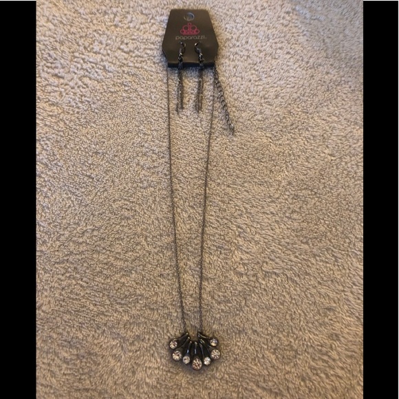 Paparazzi Gunmetal white rhinestones necklace